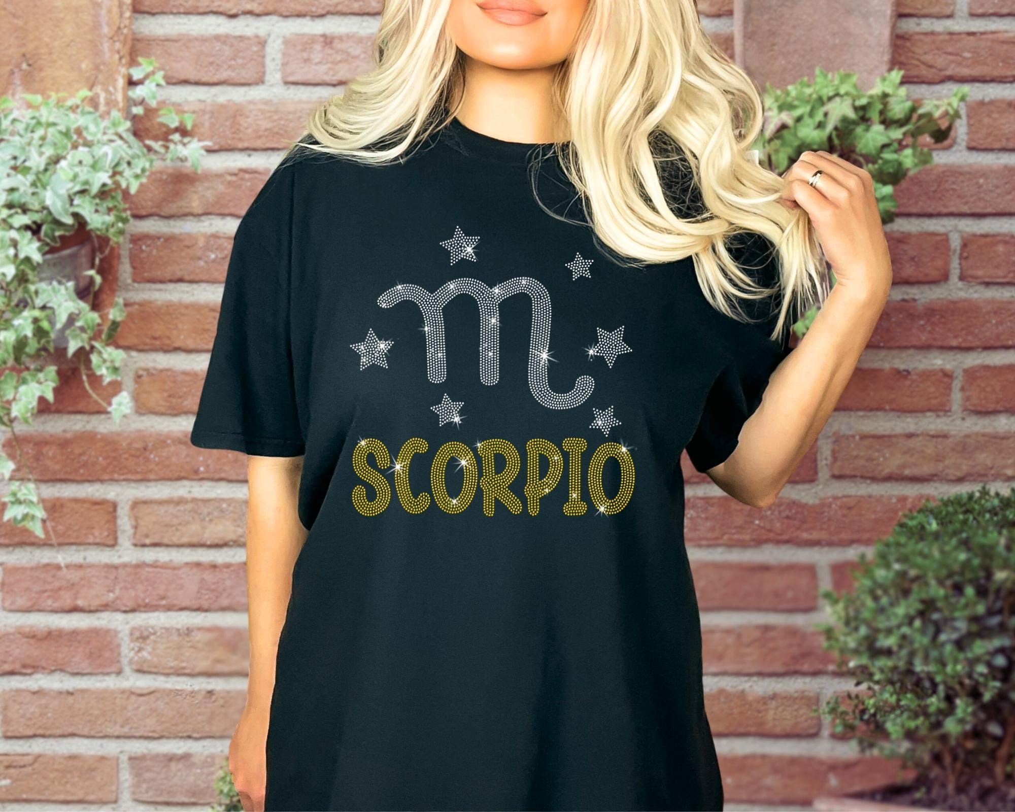 Scorpio Rhinestone T-Shirt: Retro Zodiac Birthday Gift Main image