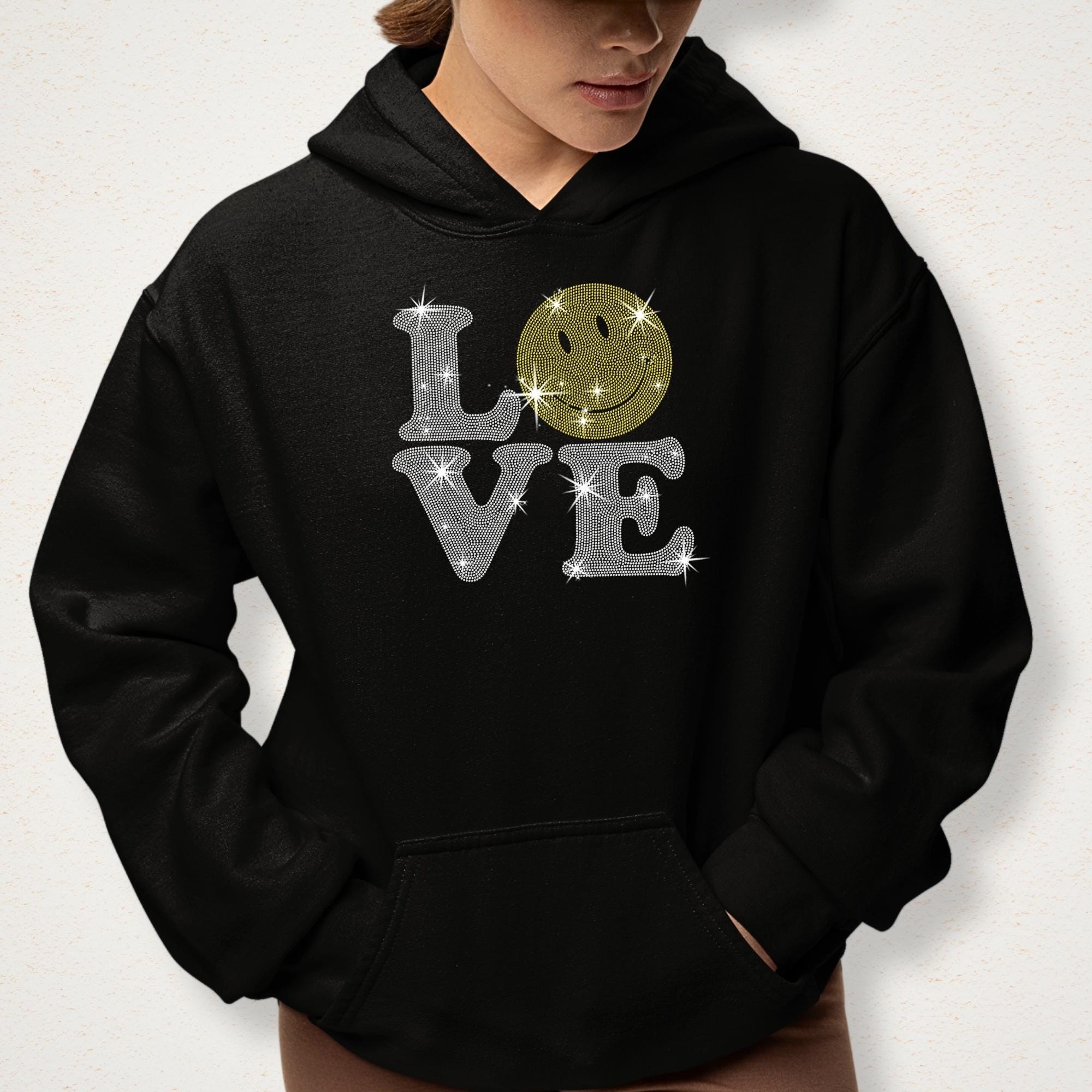 Cute Love-Smile Emoji Rhinestone Shirt: Sparkling Hoodie for Valentine