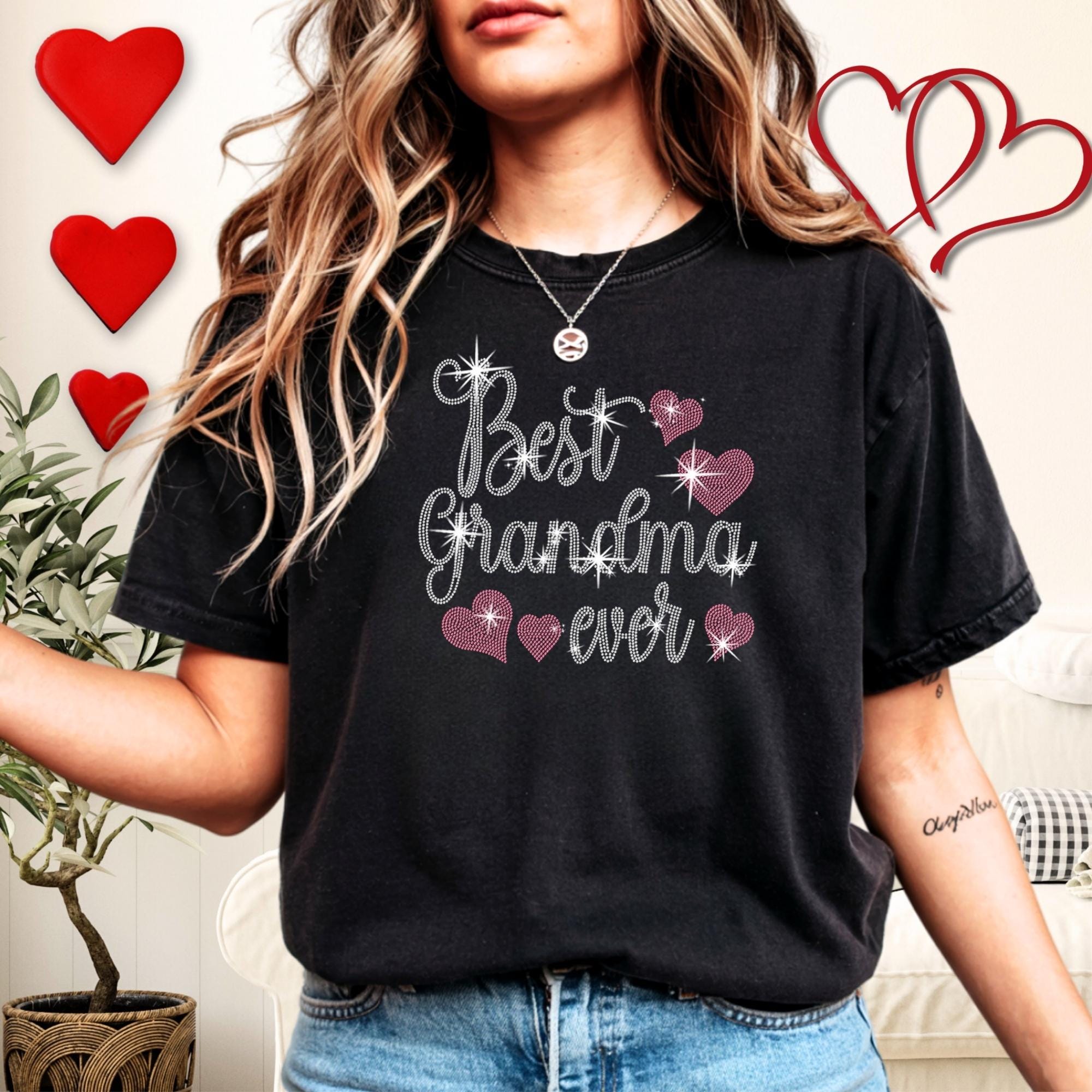 Best Grandma Ever Rhinestone Shirt: Best Mom Heart Themed Tee Main image