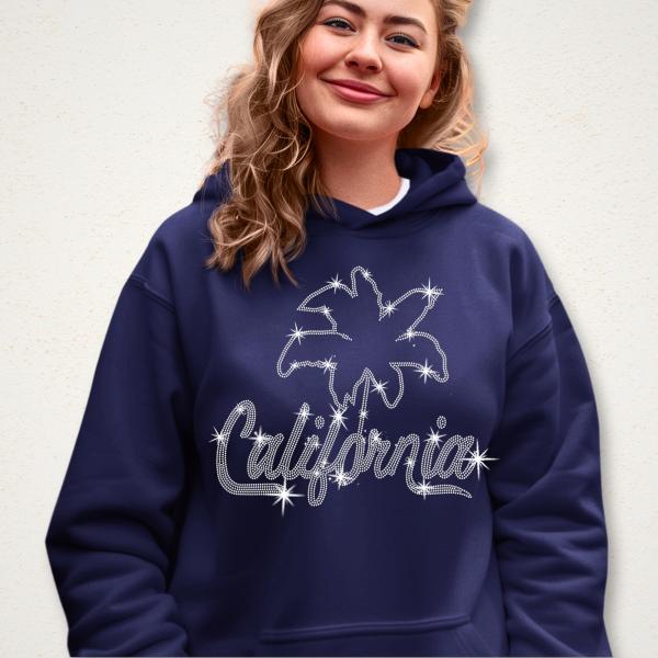 California Palm Rhinestone T-Shirt, Retro State Shirt, Beach Vibes Tee-Shirt Gift, Trip & Travel Vacation Souvenir, Ocean Lover Tee