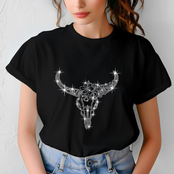 Western Rhinestone Longhorn T-Shirt, Cow Skull Boho Chic Design, Sparkling Bull Skull Top, Women’s Black Casual Tee, Country Concert Outfit