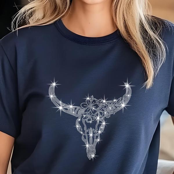 Western Rhinestone Longhorn T-Shirt, Cow Skull Boho Chic Design, Sparkling Bull Skull Top, Women’s Black Casual Tee, Country Concert Outfit