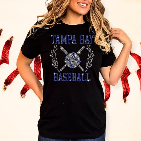 Tampa Bay Baseball Rhinestone T-Shirt, Sport Teams Unisex Soft-Style Game Day Apparel for Moms or Dads, Women's Stadium Aesthetic Shirt