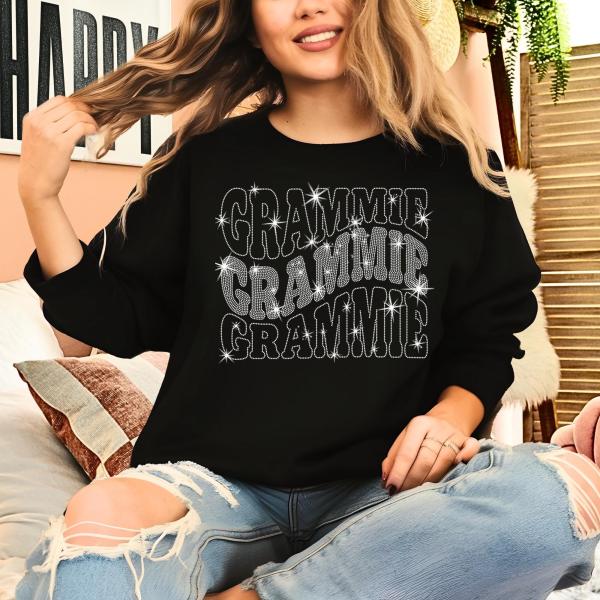 Grammie Rhinestone T-Shirt, Grandparents Day Mother's Day Birthday Gift from Grandkids, New Grandma Tee-Shirt, Best Grammie Ever Shirt