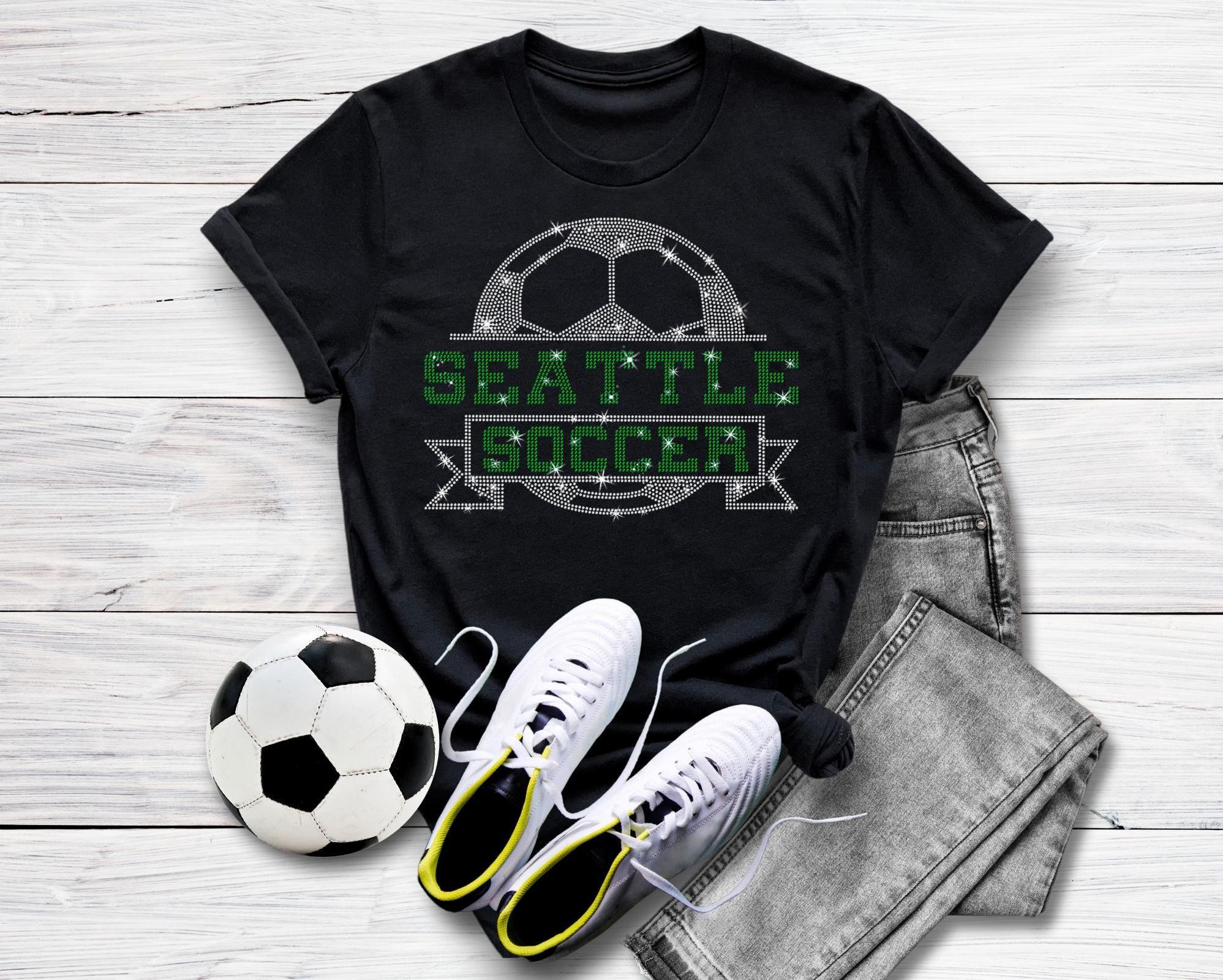 https://v.etsystatic.com/video/upload/ac_none,du_15,q_auto:good/soccer2_dmpkvl.mp4