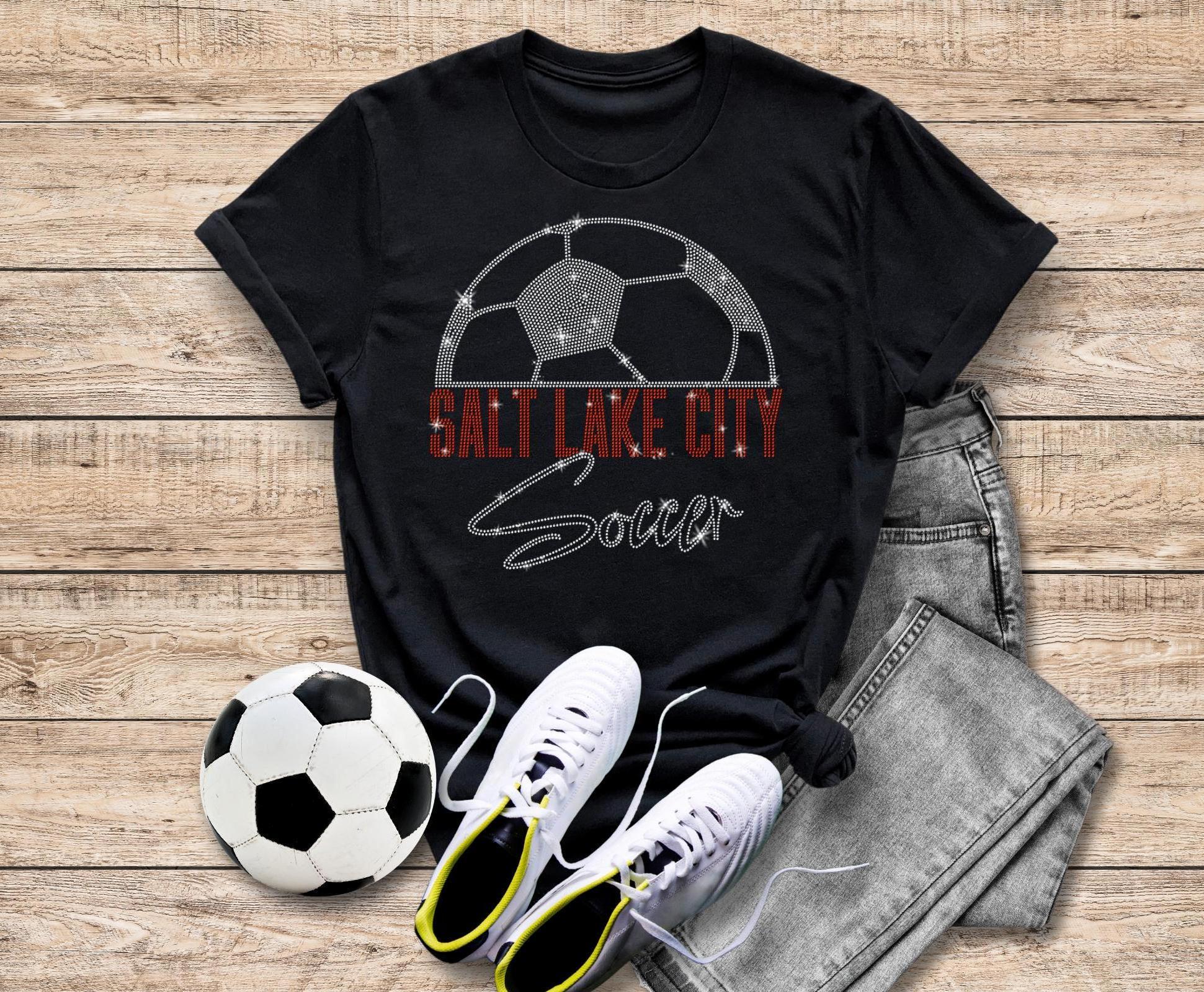 https://v.etsystatic.com/video/upload/ac_none,du_15,q_auto:good/soccer1_yjnggp.mp4