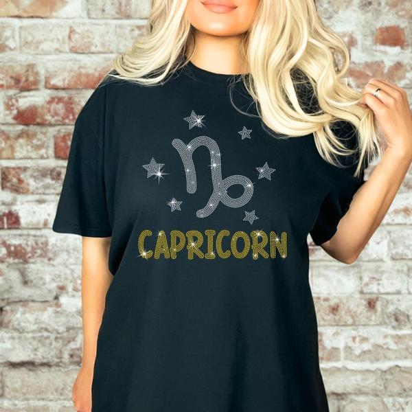 Capricorn Rhinestone T-Shirt, Earth Sign Dec Jan Birthday Shirt, Horoscope Tee, Celestial Zodiac Aesthetic Shirt, Gift for Capricorn Lovers